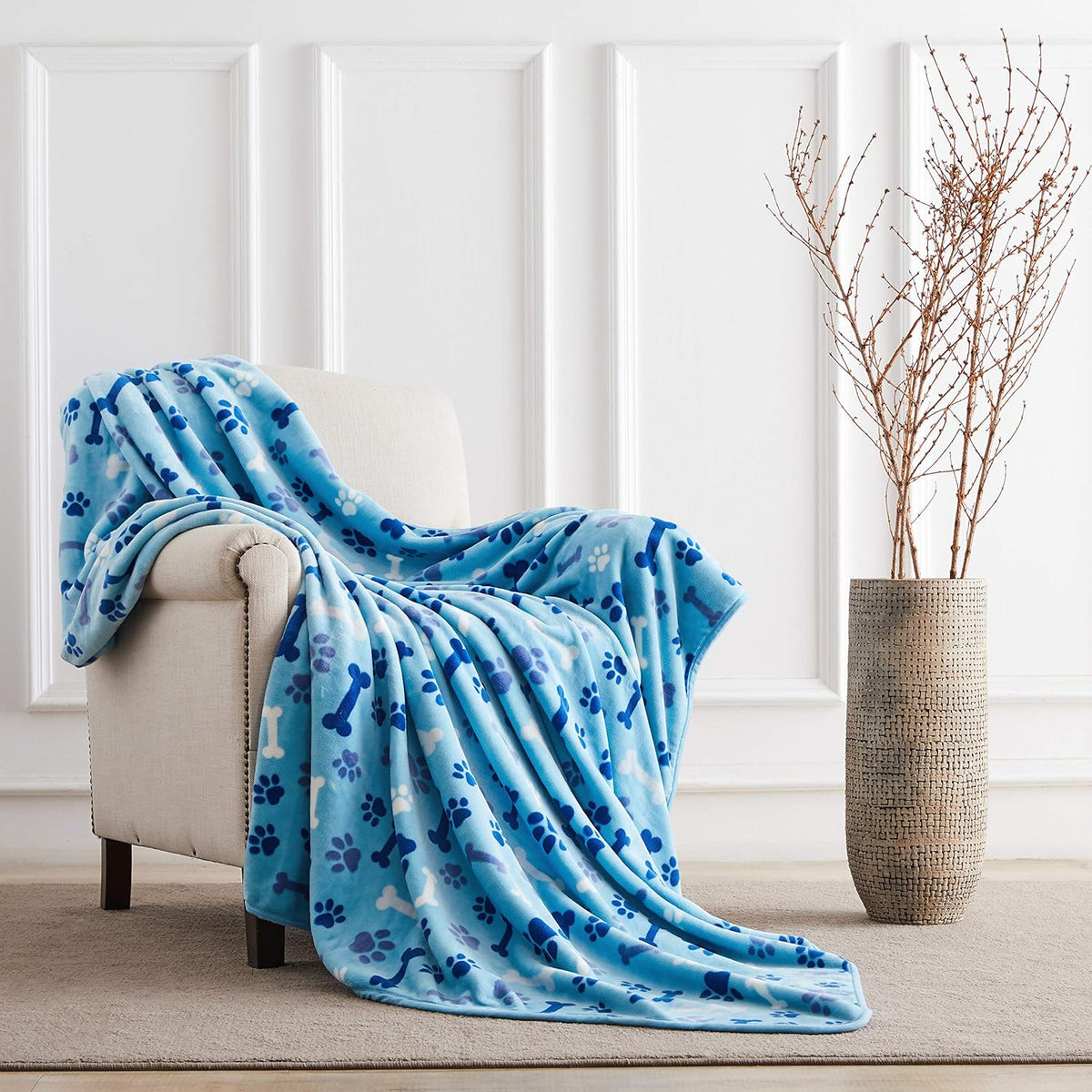 Luxurious Dog Blanket, 350 GSM Super Fuzzy Microplush